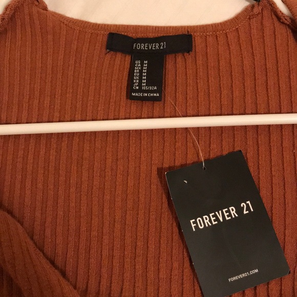 Top - Picture 3 of 3